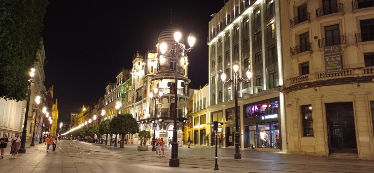 Apartamento Casco Historico Con Atico. * Sevilla